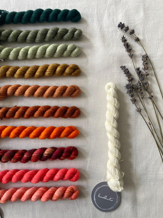 Kit Kolorblok Shawl - SuperSock Laurel Knits