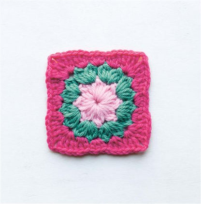 La bible des Granny Squares + de 110 motifs et formes au crochet