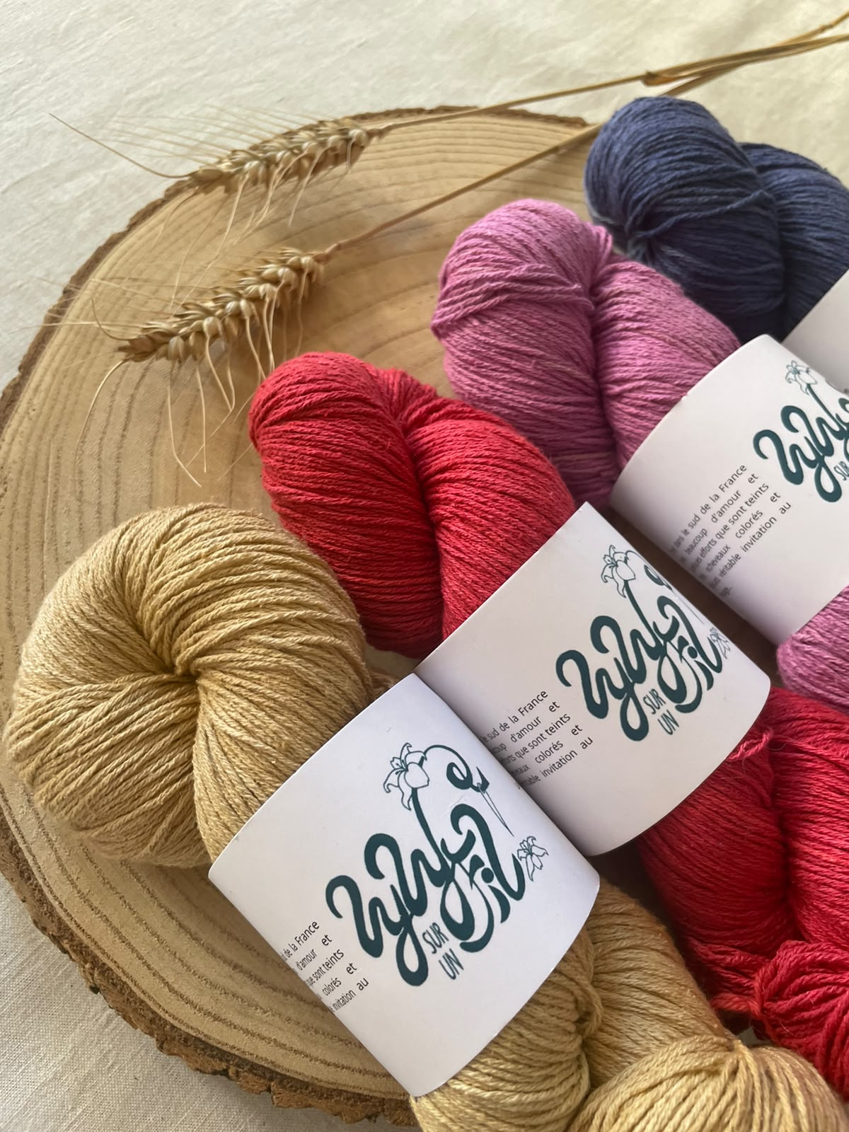 Lyl Natural Silk - Bourrette de Soie - Lyly sur un Fil