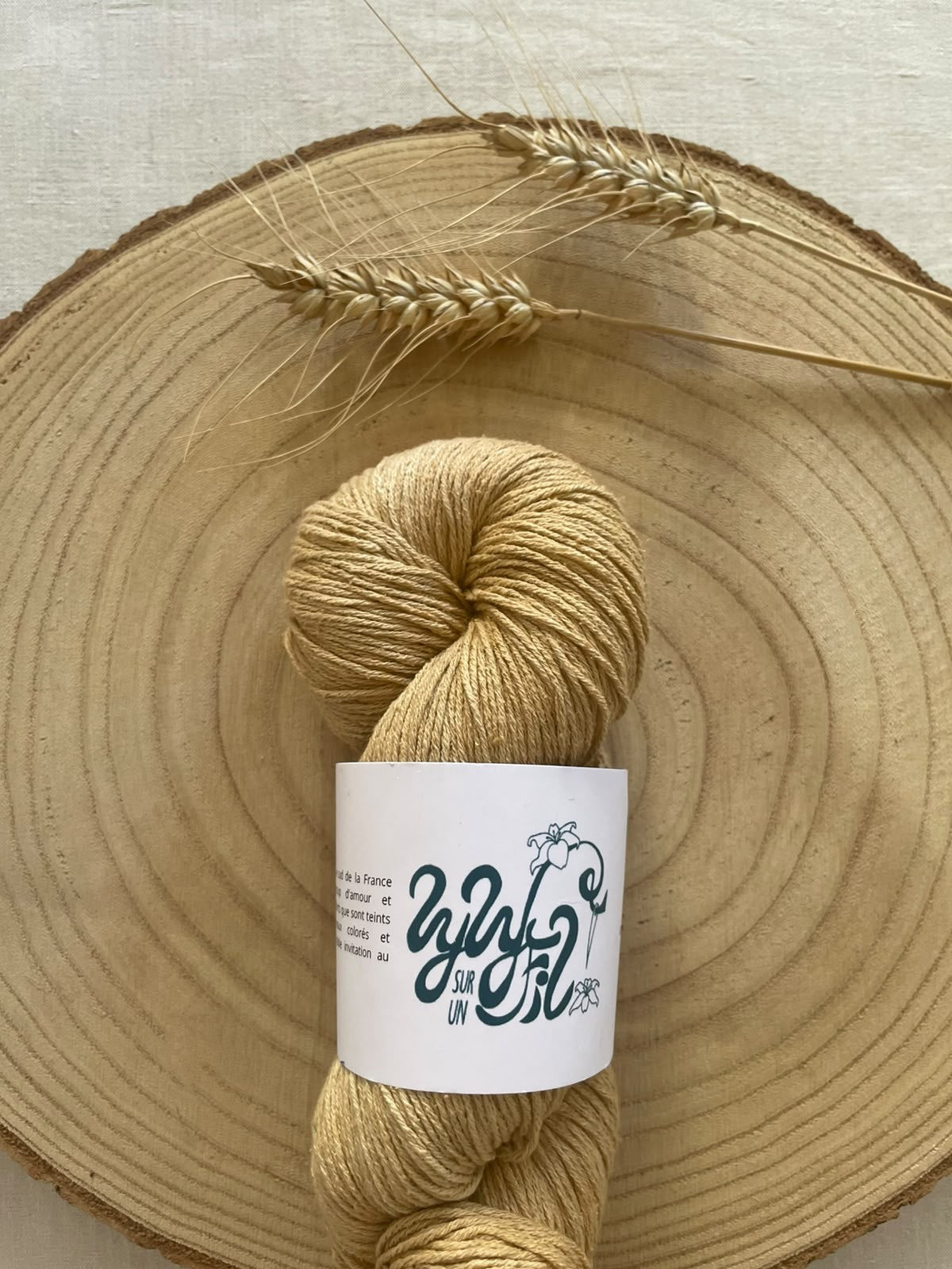 Lyl Natural Silk - Bourrette de Soie - Lyly sur un Fil