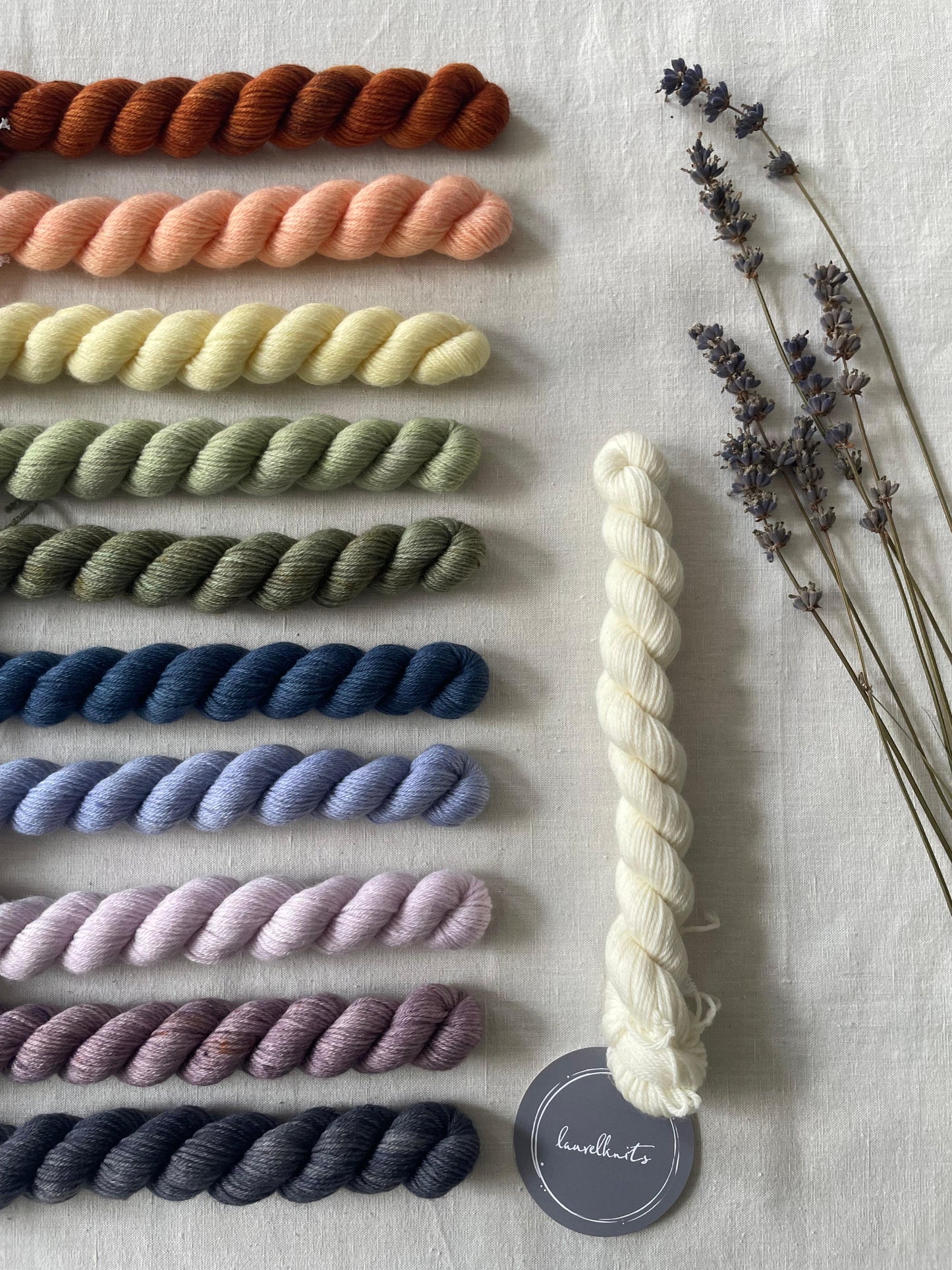 Kit Kolorblok Shawl - SuperSock Laurel Knits