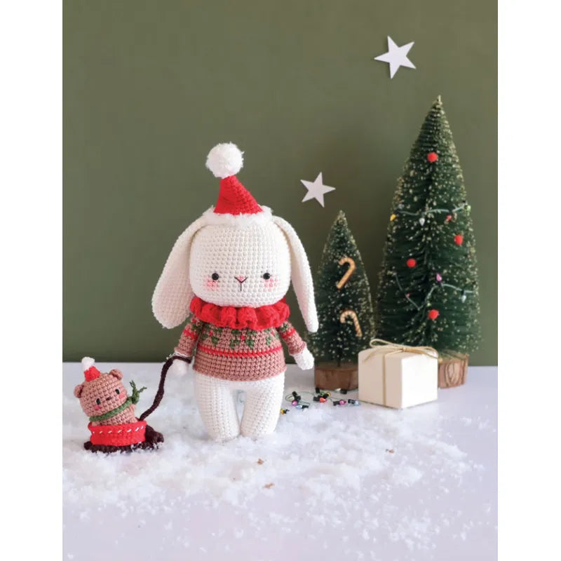 Le lapin de Noël de Khuc Cay à crocheter - Coffret
